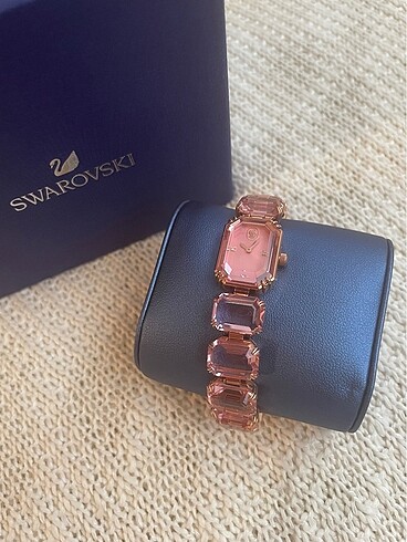 ORİJİNAL SWAROVSKİ SAAT