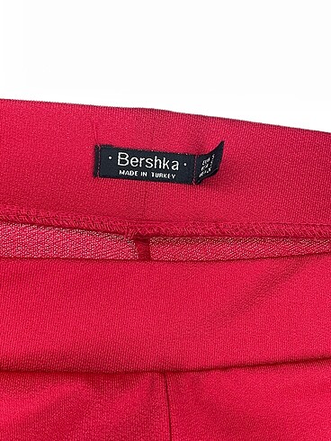 s Beden çeşitli Renk Bershka Kumaş Pantolon p İndirimli.