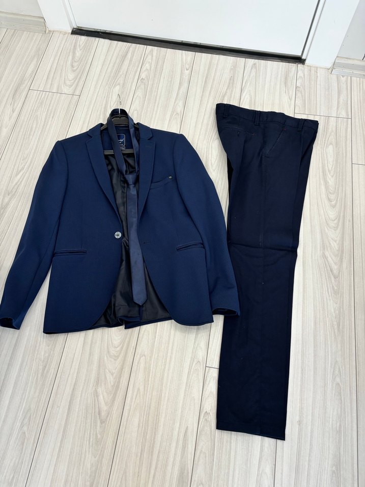 Erkek Lacivert Takım Elbise - Görsel 2