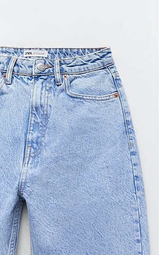 ZARA MOM JEAN