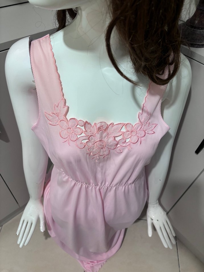 Pembe Uzun kalın askılı Dantel Detaylı Kadın Gecelik - Görsel 3