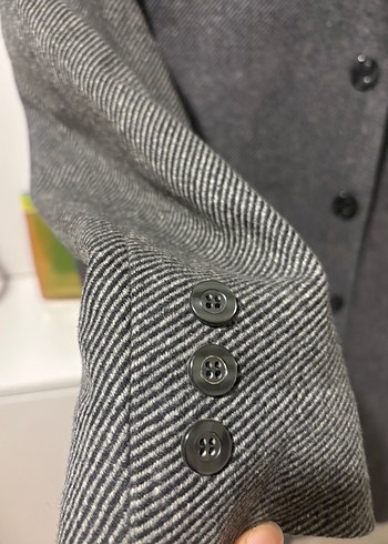 Düğmeli Gri Yün Erkek Kaban - Görsel 7