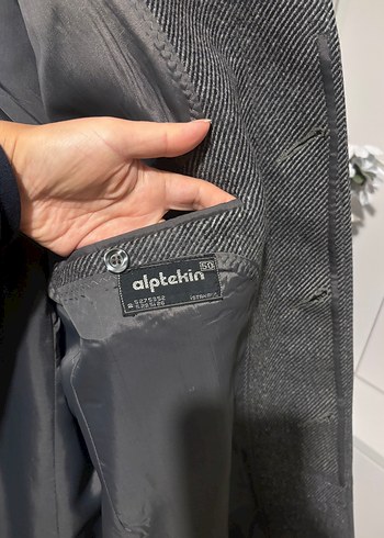 Düğmeli Gri Yün Erkek Kaban - Görsel 4