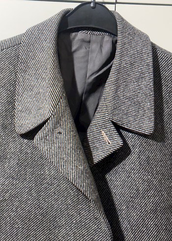 Düğmeli Gri Yün Erkek Kaban - Görsel 3