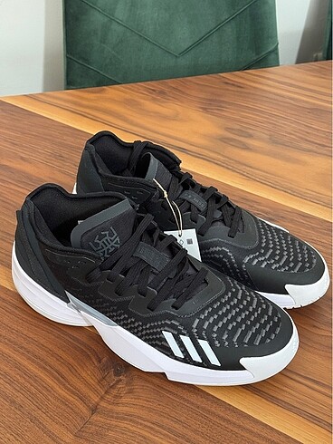 Adidas DON ISSUE #4 48 Numara