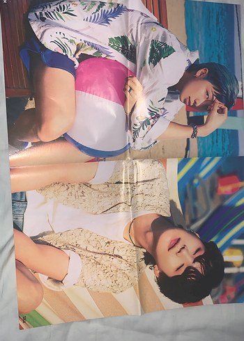 Çift Sayfa Posterli Magazin bts