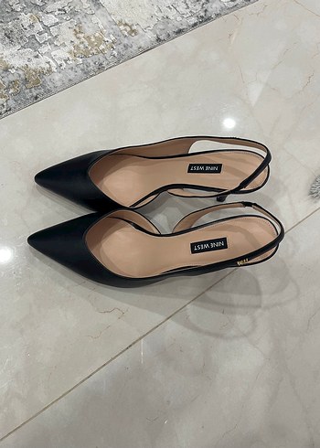 41 Beden siyah Renk Nine West Siyah Tokalı Stiletto