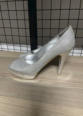 38 Beden Gri Simli Stiletto Topuklu Kadın Abiye Ayakkabı
