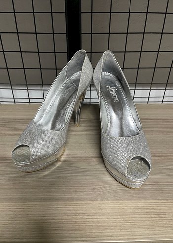 Gri Simli Stiletto Topuklu Kadın Abiye Ayakkabı