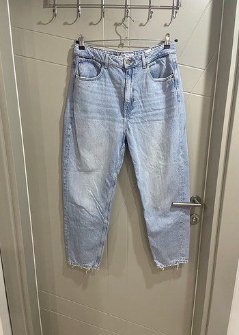 Zara 42