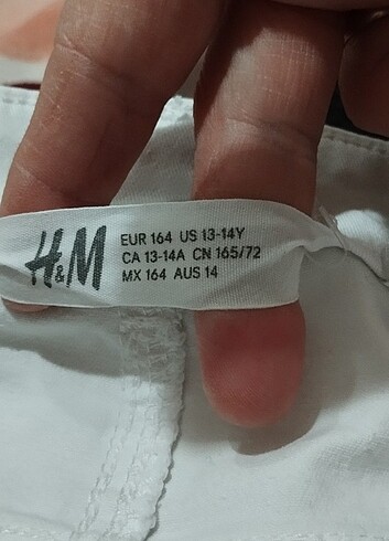13-14 Yaş Beden H&M kot şort