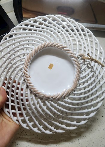 Beyaz Nakışlı Dekoratif Tabak - Görsel 4