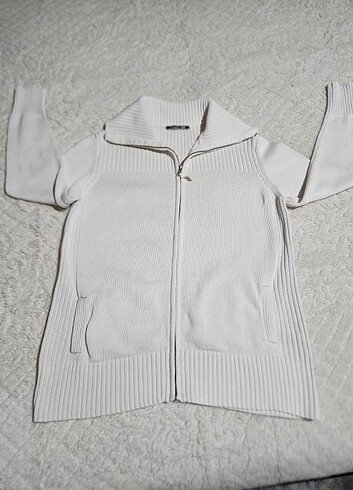 Lcw triko hirka 
