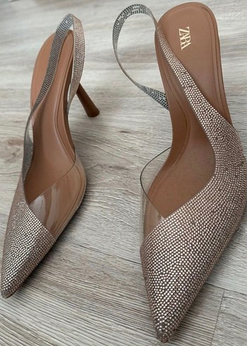 39 Beden Bej Parlak Yılan Desenli Stiletto Kadın Ayakkabı