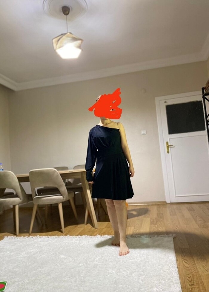 Siyah tek omuz elbise - Görsel 3