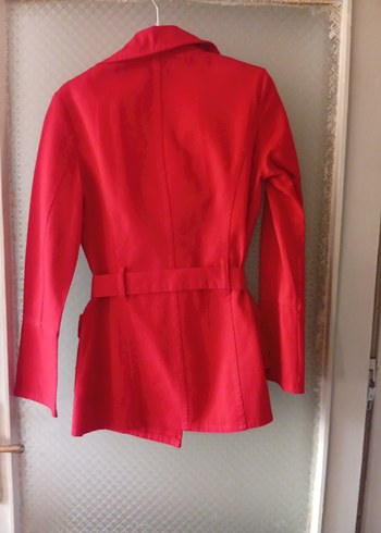 Parlak Kırmızı Kadın Trençkot - Görsel 3