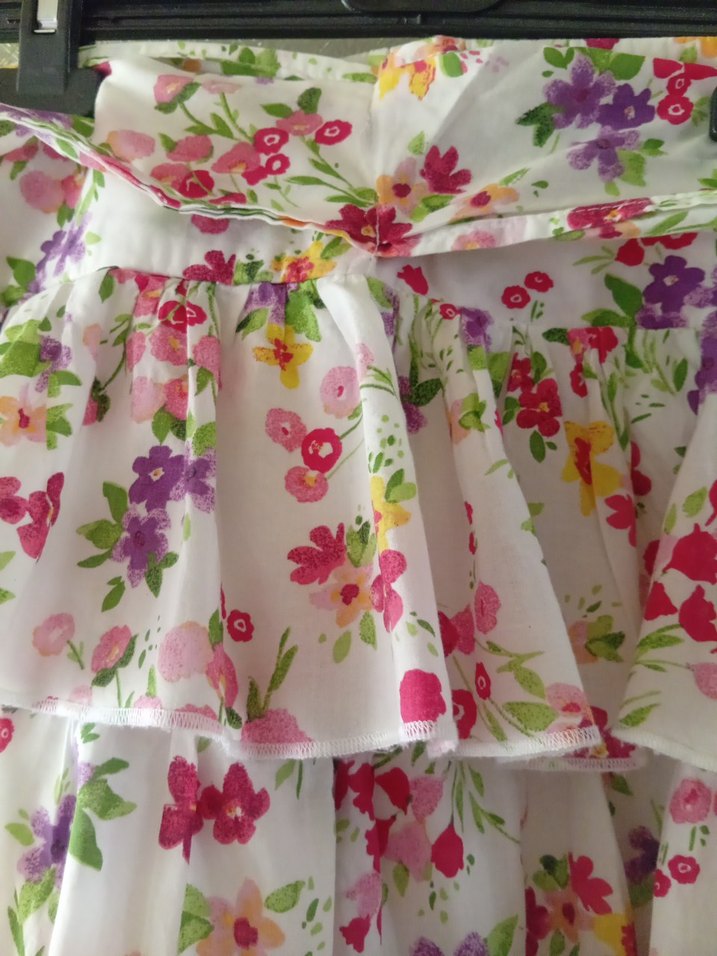 Çiçek Desenli Fırfırlı Etek - Görsel 4