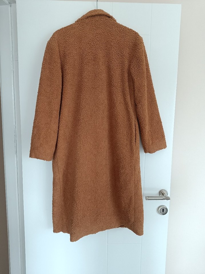 Düğmeli Kahverengi Peluş Kaban - Görsel 5