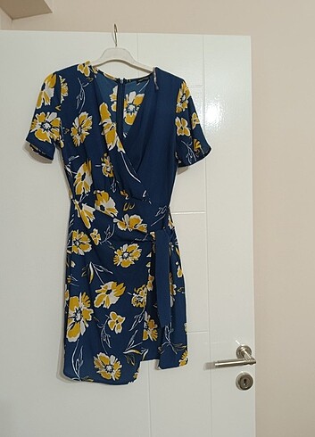 Çiçekli elbise  - Görsel 6