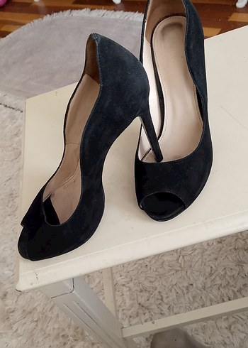 38 numara Siyah Süet Stiletto Topuklu Kadın Ayakkabı - Görsel 4