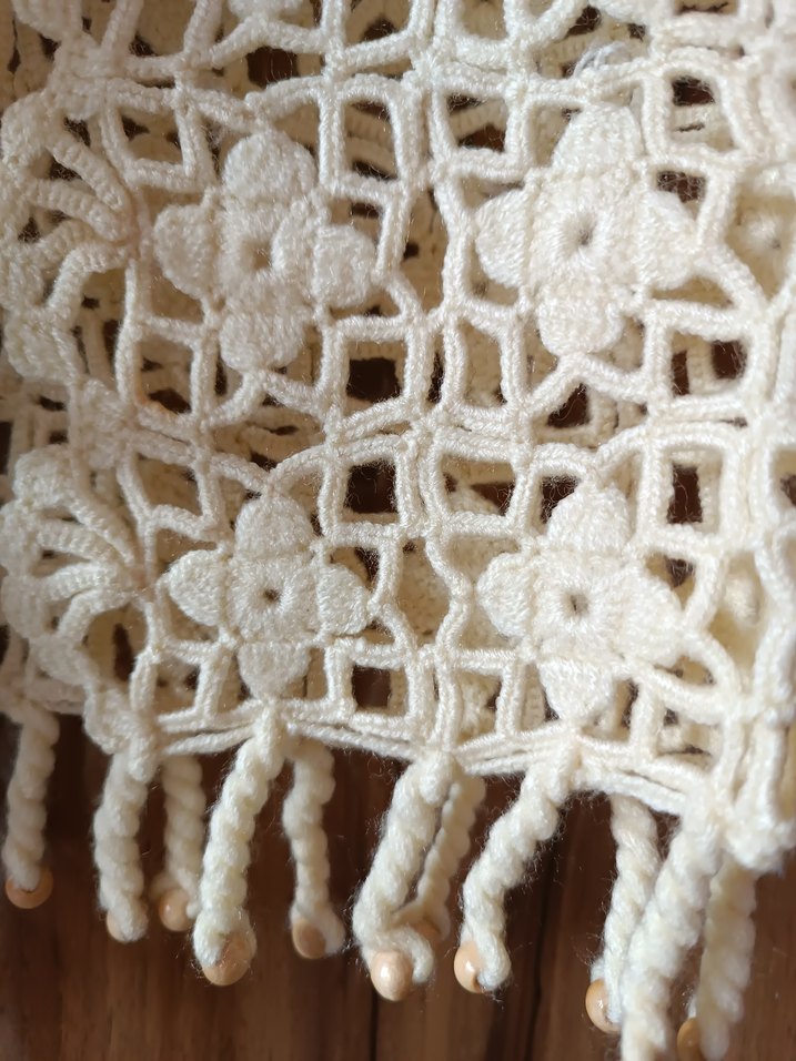 Kız bebek örgü yelek - Görsel 2