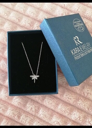 Beden Swarovski taş kolye