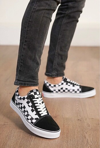 Damalı vans 41