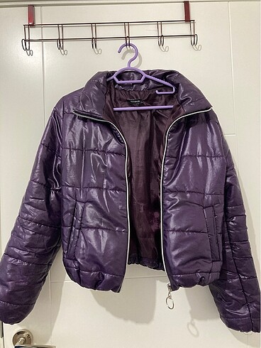 Trendyolmilla Mor Şişme Mont Crop