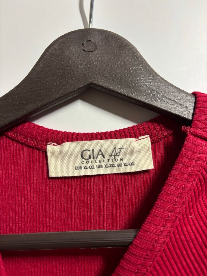 Bordo Yüksek Yakalı Kolsuz Uzun Elbise - Görsel 3