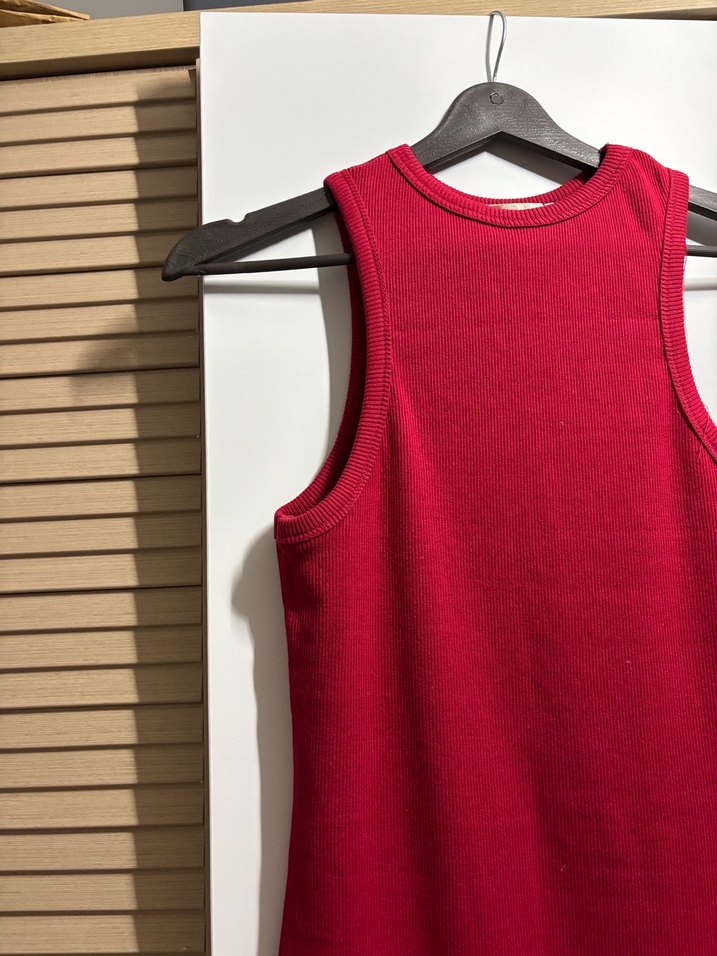 Bordo Yüksek Yakalı Kolsuz Uzun Elbise - Görsel 2