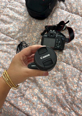 Canon 1200D 18-55MM DSLR Fotoğraf Makinesi Siyah - Görsel 6