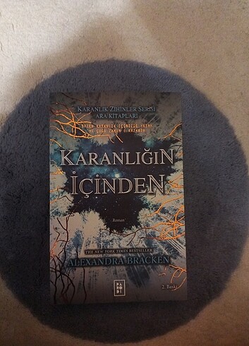 Karanlığın İçinden Karanlık Zihinler Serisi Ara Kitap - Alexandr