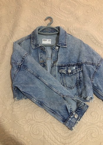 Bershka Kadın Kısa Denim Ceket