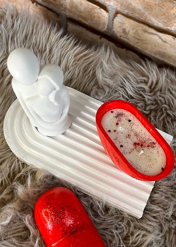 Beyaz Aşıklar Figürlü Kırmızı Kalp Dekor mum seti - Görsel 3