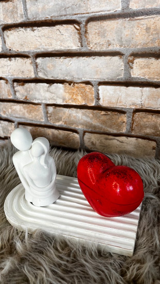 Beyaz Aşıklar Figürlü Kırmızı Kalp Dekor mum seti - Görsel 4
