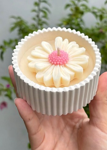 Çiçekli kokulu mum - Görsel 9