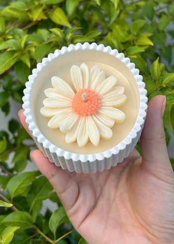 Çiçekli kokulu mum - Görsel 4