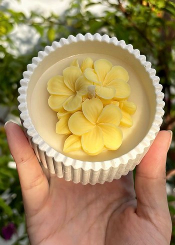 Çiçekli kokulu mum - Görsel 6