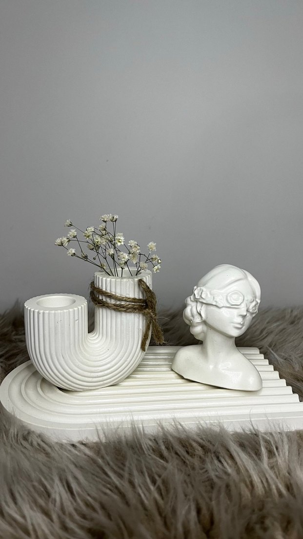 Beyaz Dekoratif Figür ve Vazo Seti - Görsel 2
