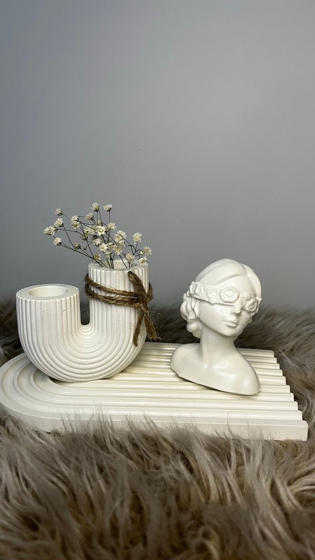 Beyaz Dekoratif Figür ve Vazo Seti - Görsel 4