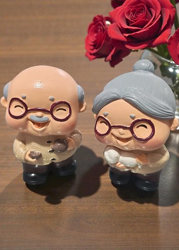 Renkli Sevimli Yaşlı Figürleri - Görsel 3