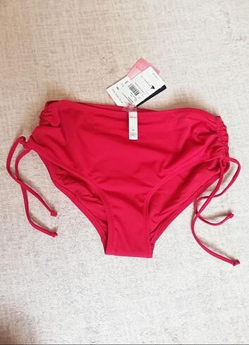 Penti Bikini Alt Kırmızı