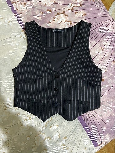 Stradivarius yelek