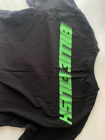 H&M HM Billie Eilish T-shirt