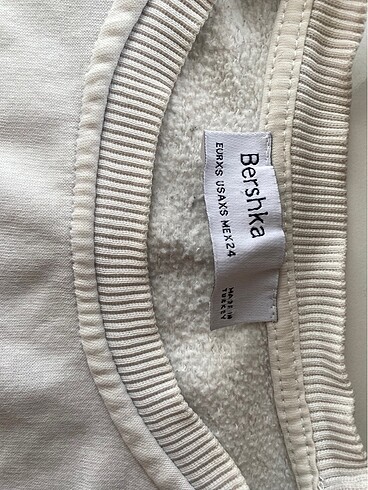 xs Beden beyaz Renk Bershka oversize sweatshirt