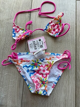 Yeni etiketli bikini