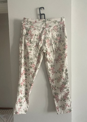 LC Waikiki Düğmeli Çiçek Desenli Midi Kadın Pantolon