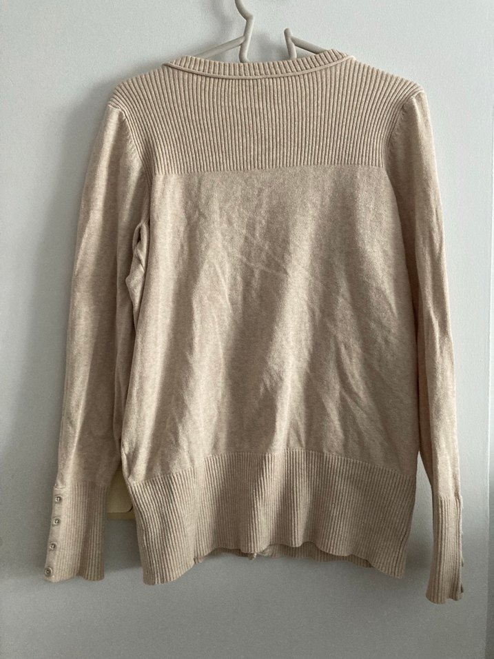 Bej V Yaka Uzun Kollu Kadın Hırka - Görsel 3