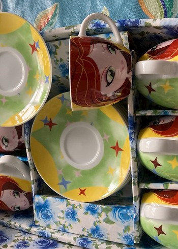 Renkli Desenli Kahve Fincanı ve Tabağı Seti (6 lı set) - Görsel 3