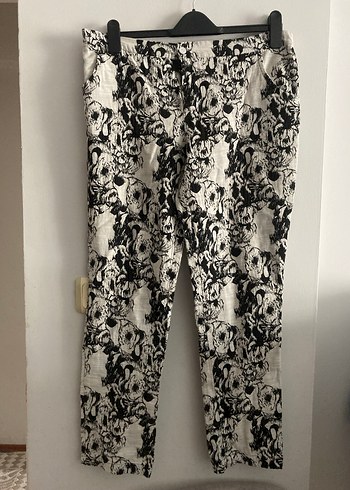 Düğmeli Desenli Keten Midi Pantolon - Görsel 4